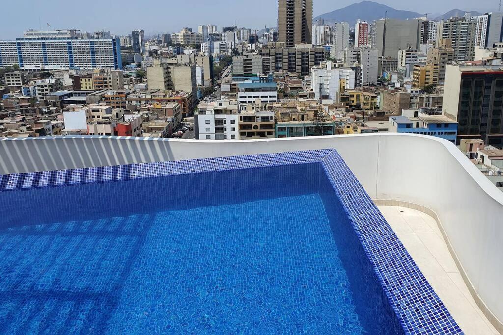Hermoso Departamento Con Piscina, Gimnasio, Sala Parrillas * Lima